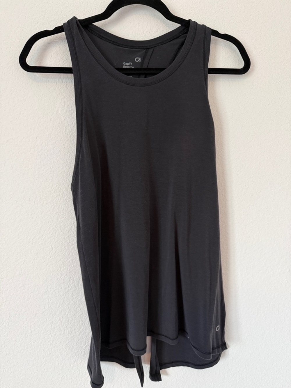 GAP Fit Breathe Women's Tank Top